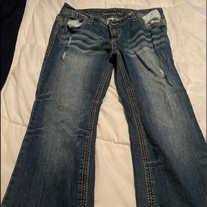 Maurices jeans